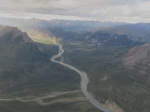 Guided-Hunting-Tours-Northwest-Territories-Canol-Outfitters-Mountain-River