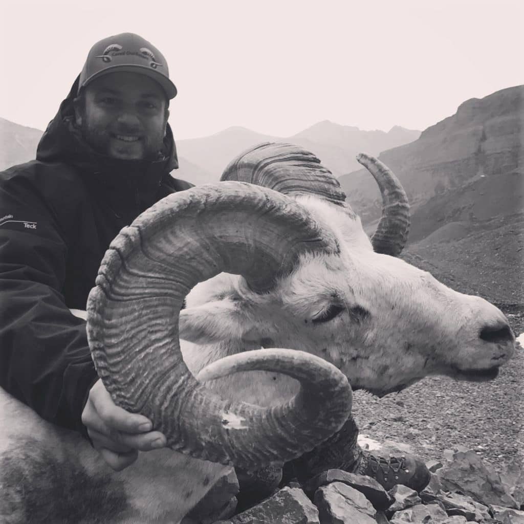 Guided-Hunting-Tours-Northwest-Territories-Canol-Outfitters-Dall-Sheep